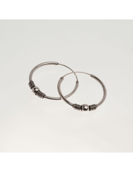 Aro "Bali" de plata . Diámetro de 1,5x20mm.