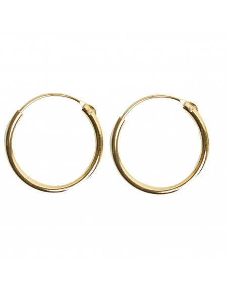 Aro de plata dorado de 1,5mm. de grosor . Diámetros surtidos.