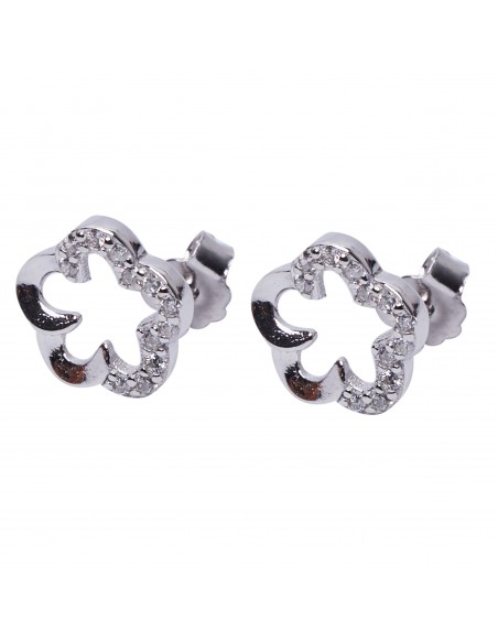 Pendiente "Flor" de plata rodiada.