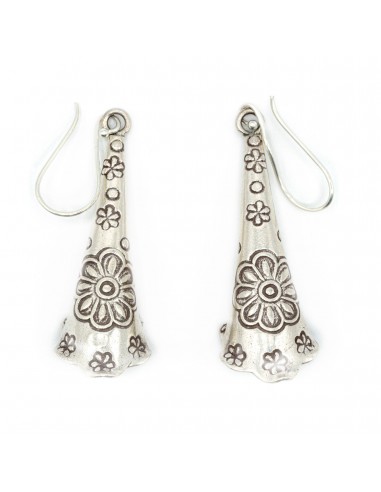 Pendiente étnico de Plata .