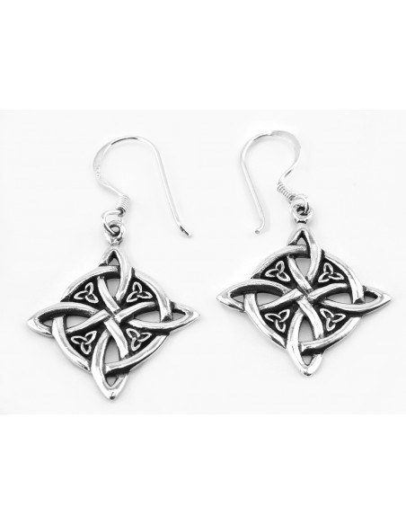 Pendiente Nudo de Bruja de Plata.