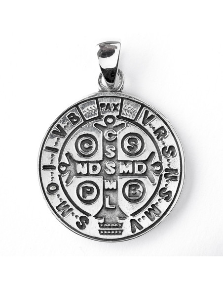 Colgante St. Benito de Plata . Diámetro de 18mm.