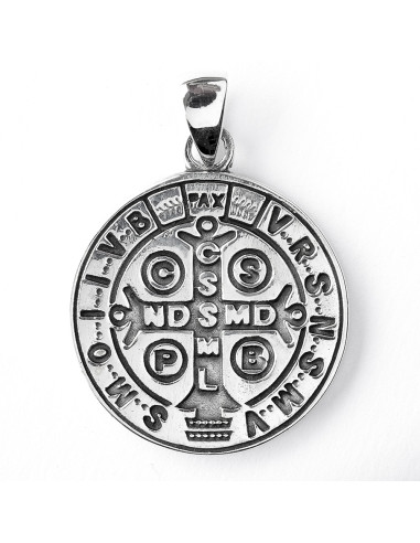 Colgante de St. Benito . Diámetro de 24mm.
