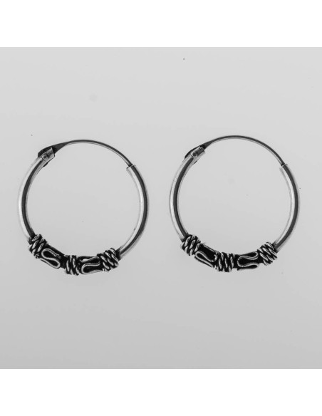 Aro Bali de Plata . Diámetro de 1,5x25mm.