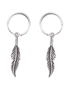 Aro de plata con pluma .